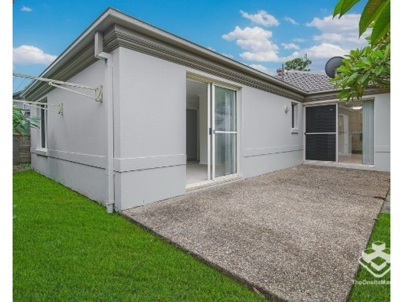 31 Langport Parade, Mudgeeraba QLD 4213