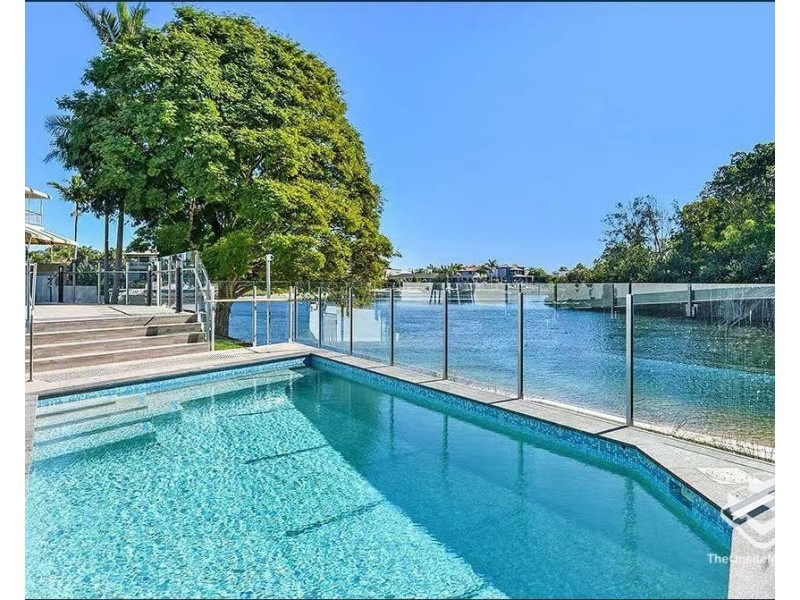 ID:21181149/9 Hooker Boulevard, Broadbeach Waters QLD 4218