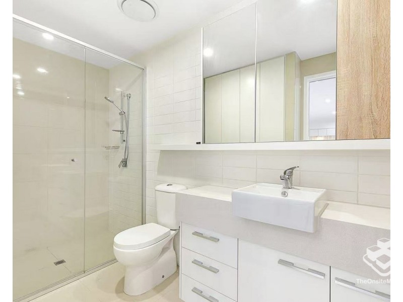 ID:21181149/9 Hooker Boulevard, Broadbeach Waters QLD 4218