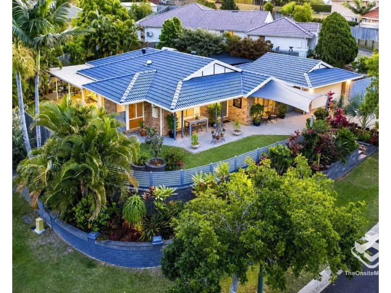 2 Harold Close, Sinnamon Park QLD 4073