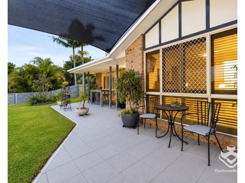 2 Harold Close, Sinnamon Park QLD 4073