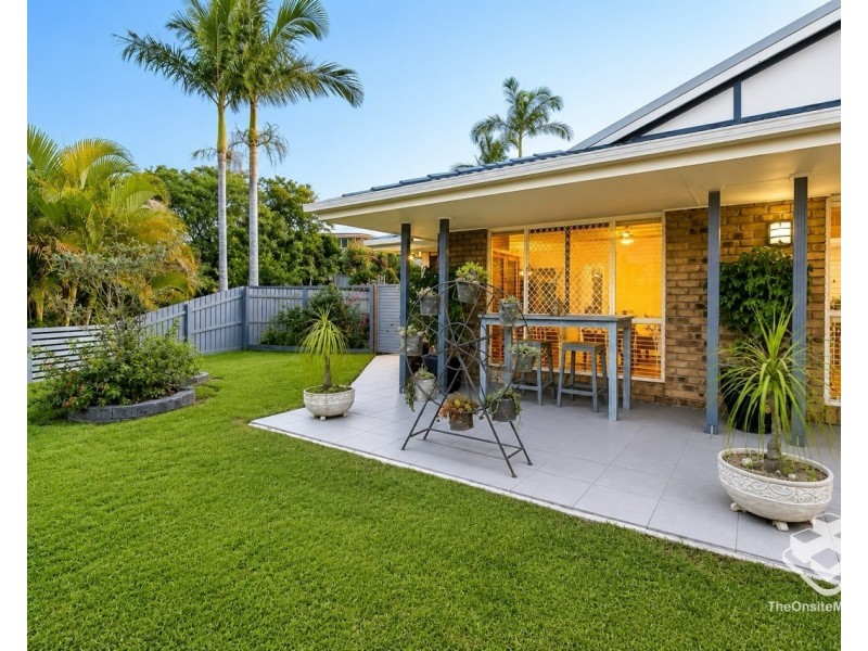 2 Harold Close, Sinnamon Park QLD 4073