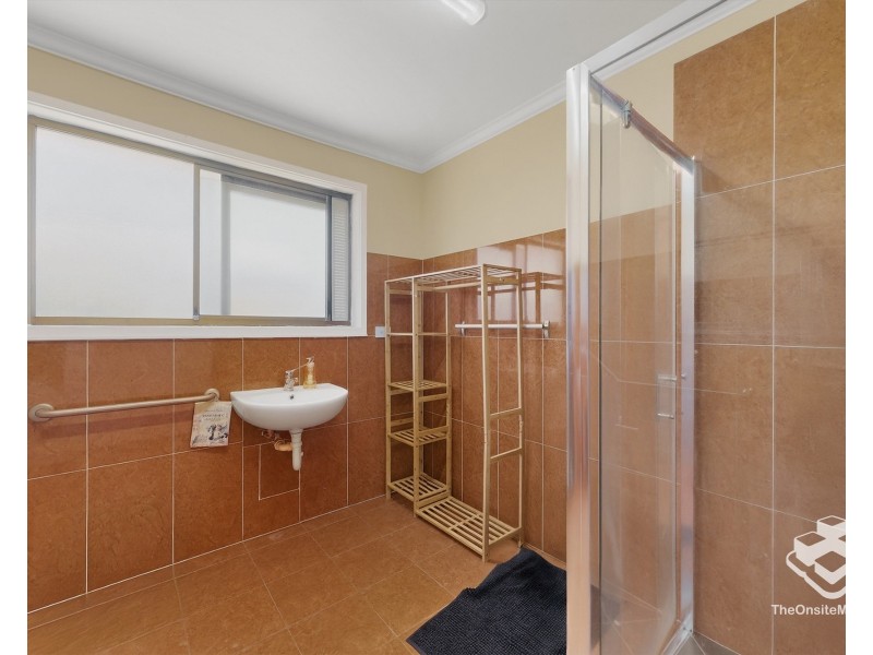 92 Ashmore Road, Bundall QLD 4217