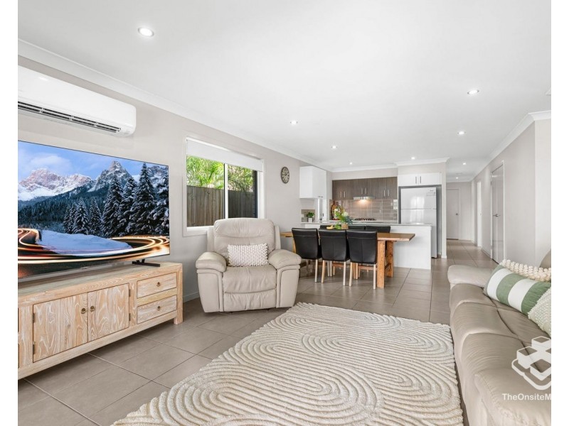 20 Roberts Street, Wellington Point QLD 4160