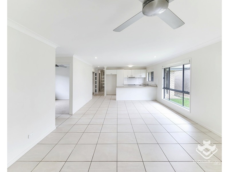 76 Dixon Drive, Pimpama QLD 4209