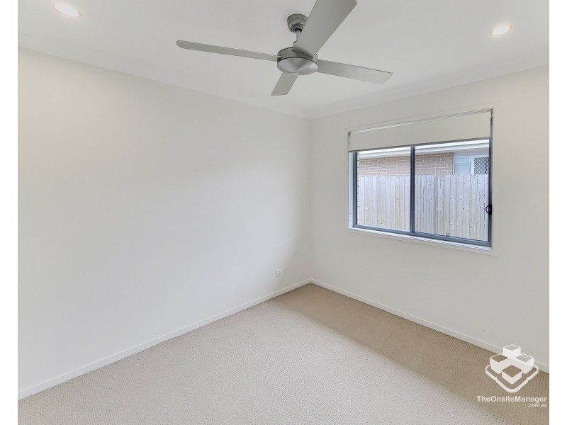 76 Dixon Drive, Pimpama QLD 4209