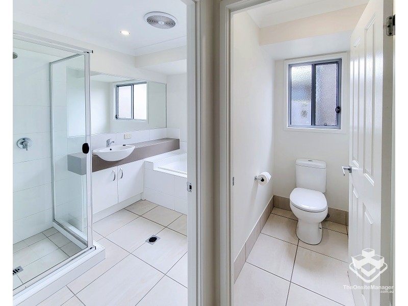 76 Dixon Drive, Pimpama QLD 4209