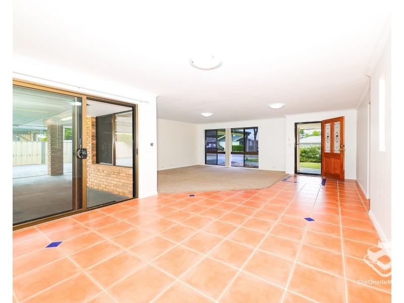 4 Jennifer Street, Birkdale QLD 4159