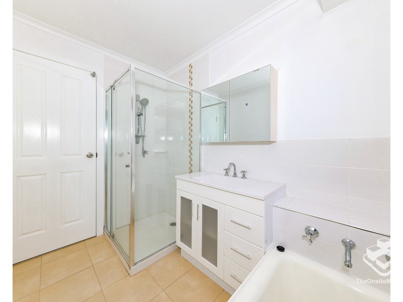 4 Jennifer Street, Birkdale QLD 4159