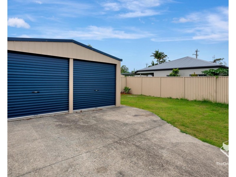 3 Iando Street, Coombabah QLD 4216