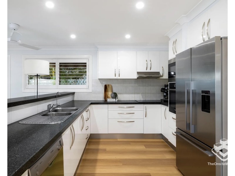 3 Key Biscayne, Clear Island Waters QLD 4226