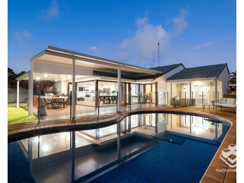3 Key Biscayne, Clear Island Waters QLD 4226