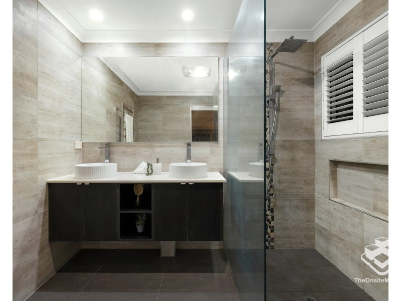 3 Key Biscayne, Clear Island Waters QLD 4226