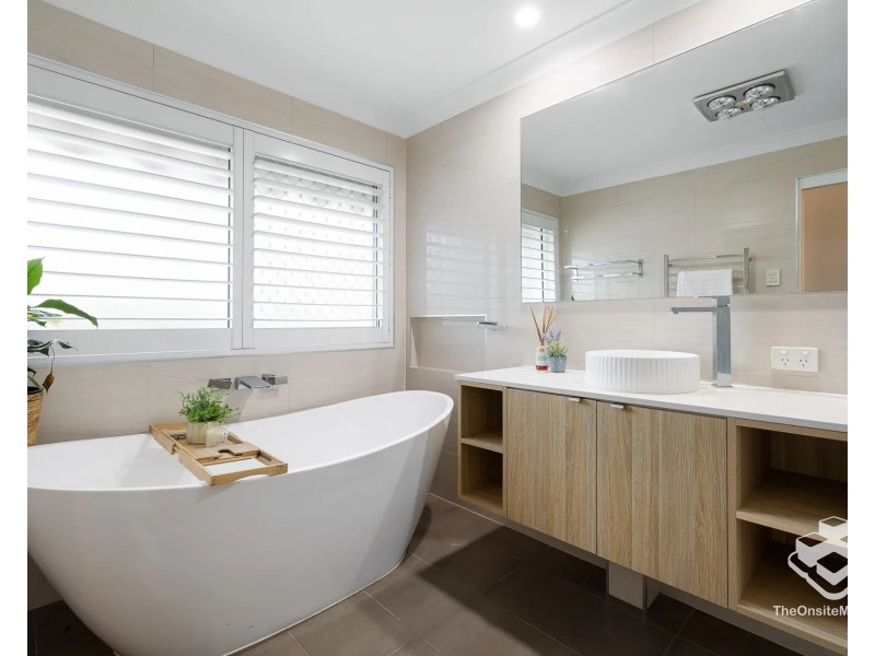 3 Key Biscayne, Clear Island Waters QLD 4226