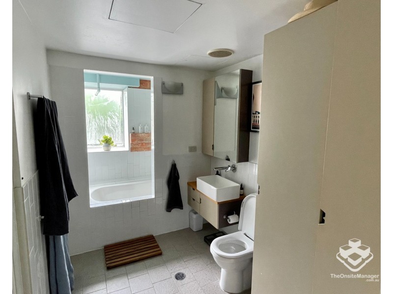 110/8 Skyring Terrace, Teneriffe QLD 4005