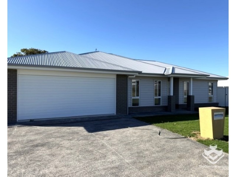 10 Cottee Court, Urraween QLD 4655