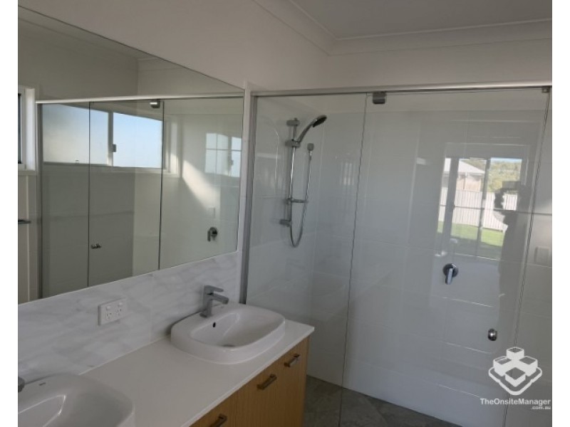 10 Cottee Court, Urraween QLD 4655