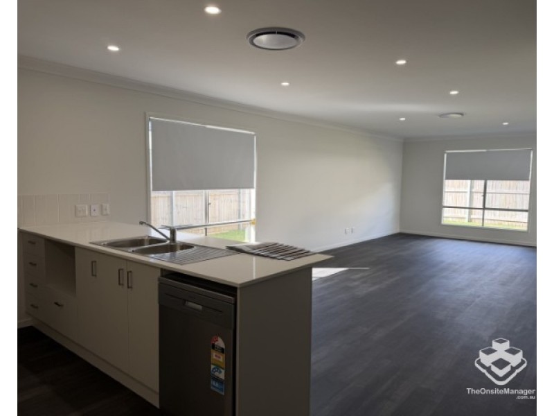 8 Ocean Edge Road, Burrum Heads QLD 4659