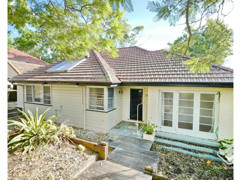 52 McCaul Street, Taringa QLD 4068