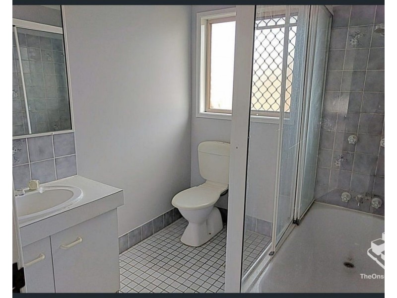 4/38 Defiance Road, Logan Central QLD 4114