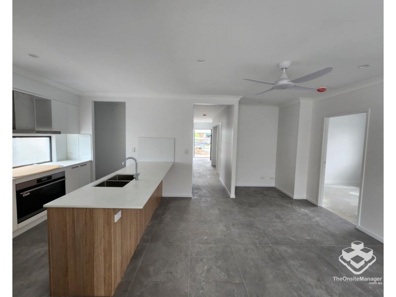 111 Guroman Drive, Greenbank QLD 4124