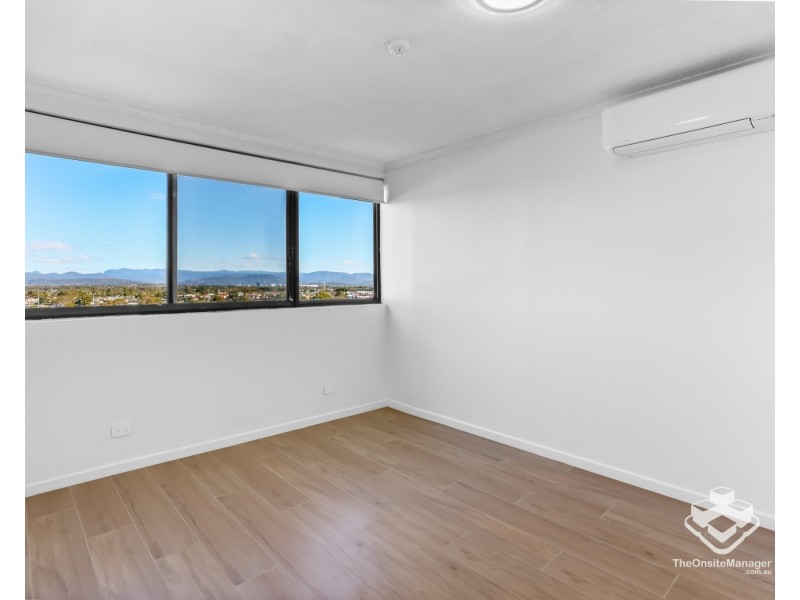 ID:21181745/54 Hooker Boulevard, Mermaid Waters QLD 4218