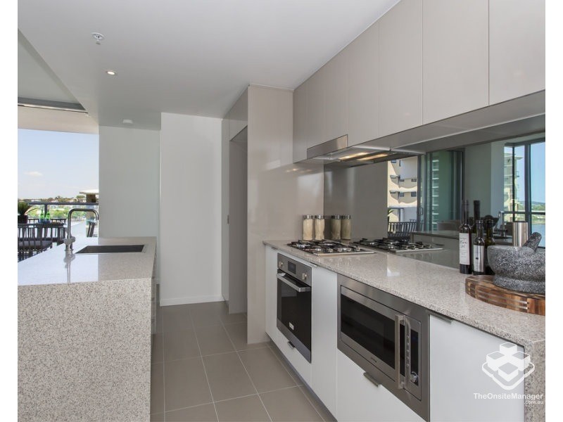 ID:21181815/2 Harbour Road, Hamilton QLD 4007