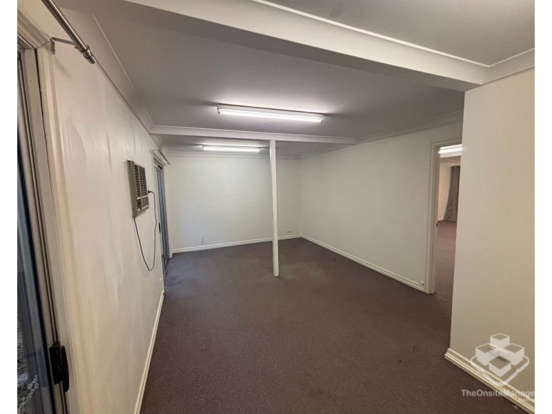 19 Railway Avenue, Indooroopilly QLD 4068