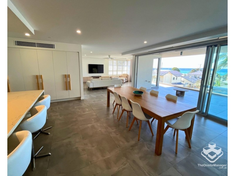 2/810 Pacific Parade, Currumbin QLD 4223