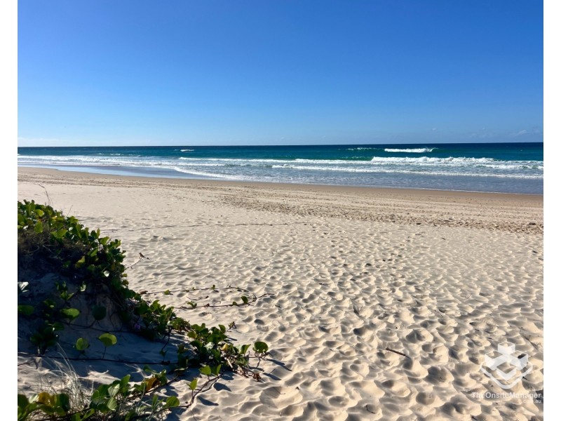 2/810 Pacific Parade, Currumbin QLD 4223