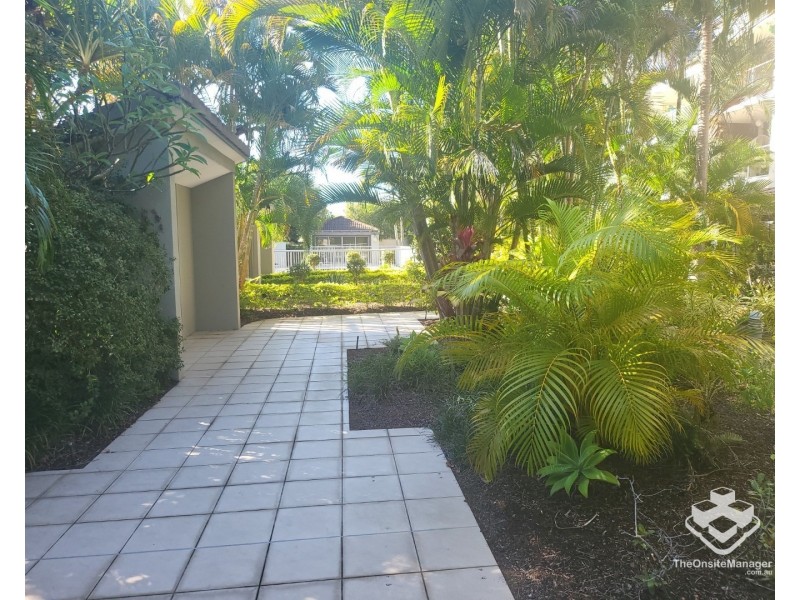ID:21181910/1880 Gold Coast Highway, Burleigh Heads QLD 4220