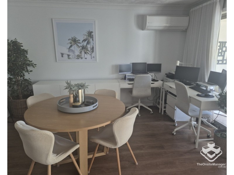 ID:21181910/1880 Gold Coast Highway, Burleigh Heads QLD 4220
