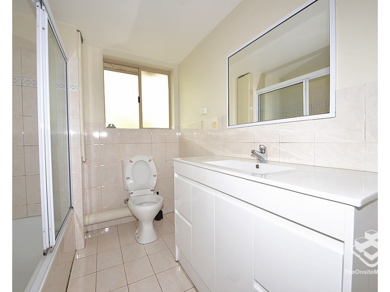 4/169 Sir Fred Schonell Drive, St Lucia QLD 4067