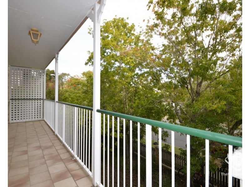4/169 Sir Fred Schonell Drive, St Lucia QLD 4067
