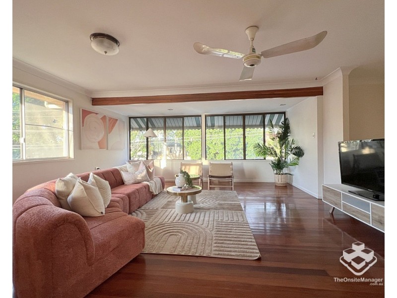 22 Tenbar Street, Tingalpa QLD 4173