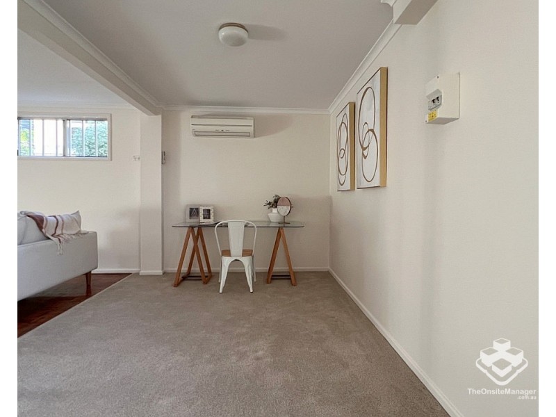 22 Tenbar Street, Tingalpa QLD 4173