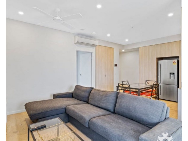 11008/19 Wilson Street, West End QLD 4810