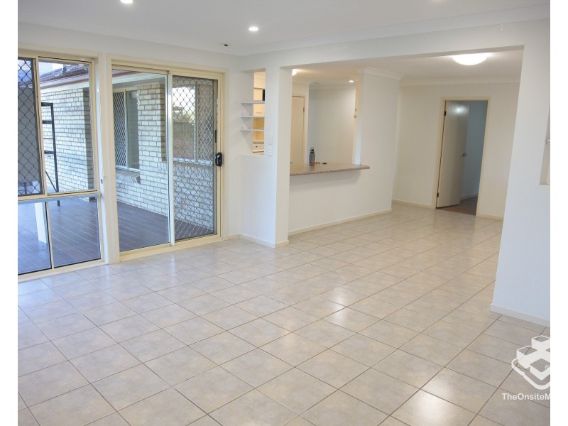 27 Springsure Street, Runcorn QLD 4113