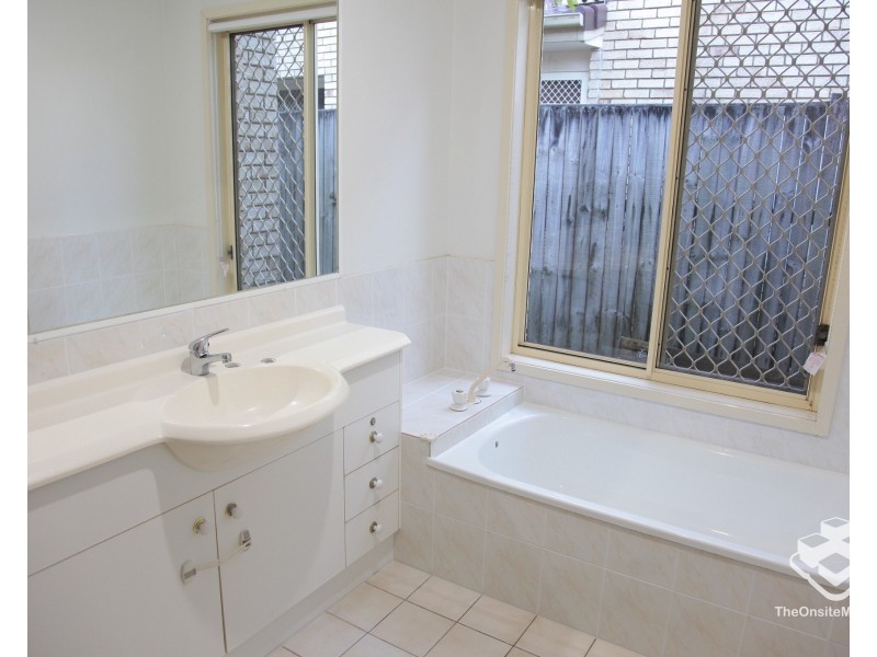 27 Springsure Street, Runcorn QLD 4113