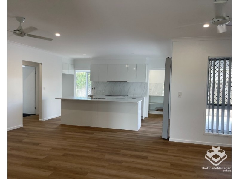 4 Cottee Court, Urraween QLD 4655