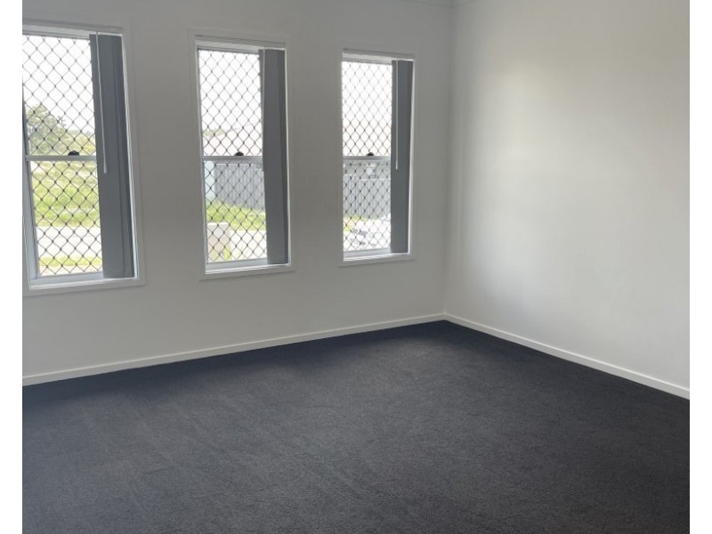 4 Cottee Court, Urraween QLD 4655