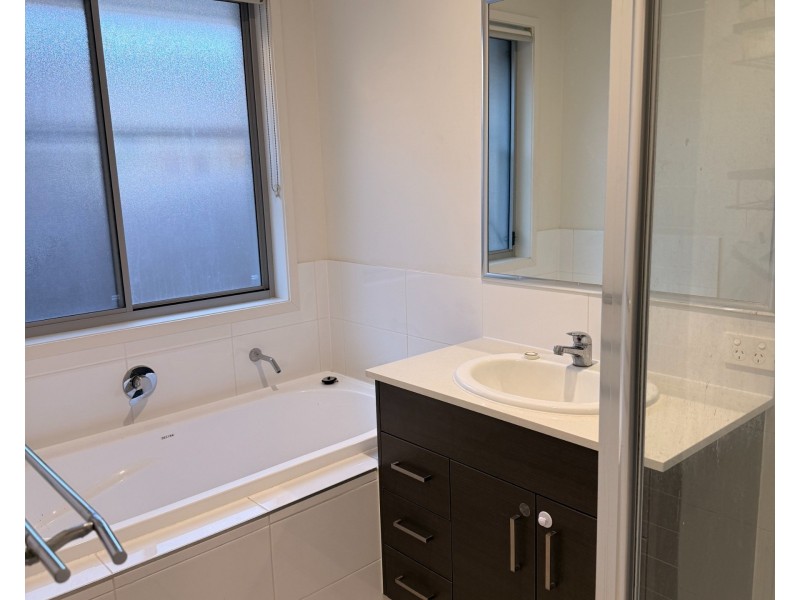 10 Affinity Way, South Ripley QLD 4306