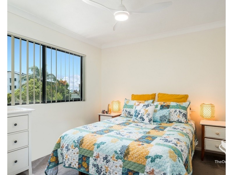 37/70 Norman Crescent, Norman Park QLD 4170