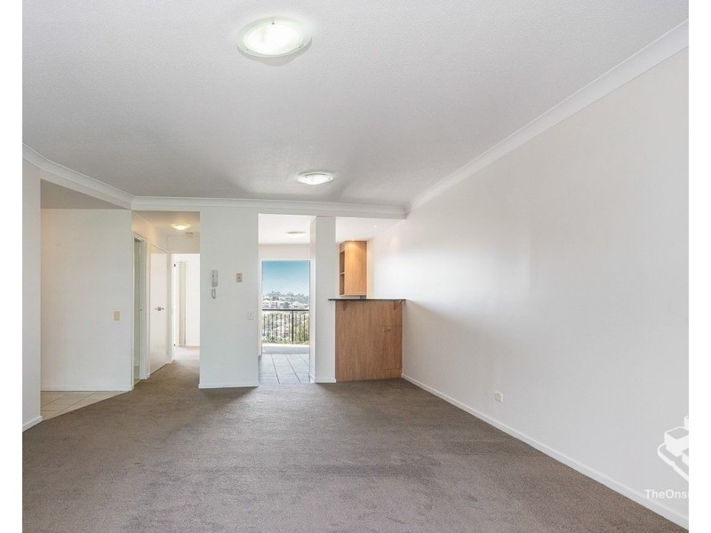 37/70 Norman Crescent, Norman Park QLD 4170