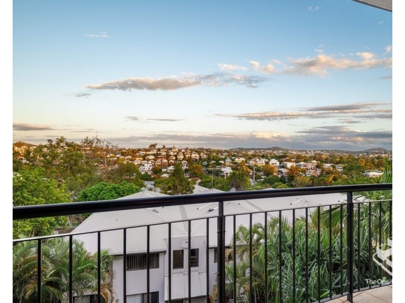 37/70 Norman Crescent, Norman Park QLD 4170