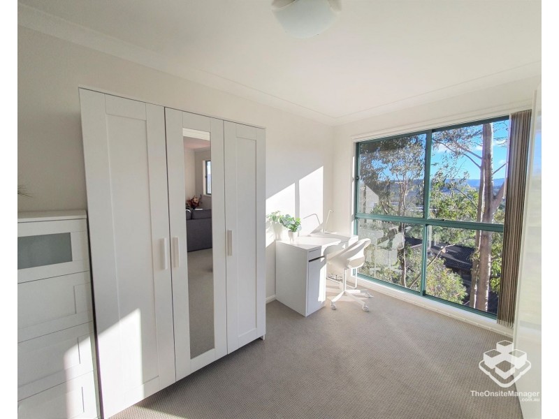 6 Crestridge Crescent, Oxenford QLD 4210