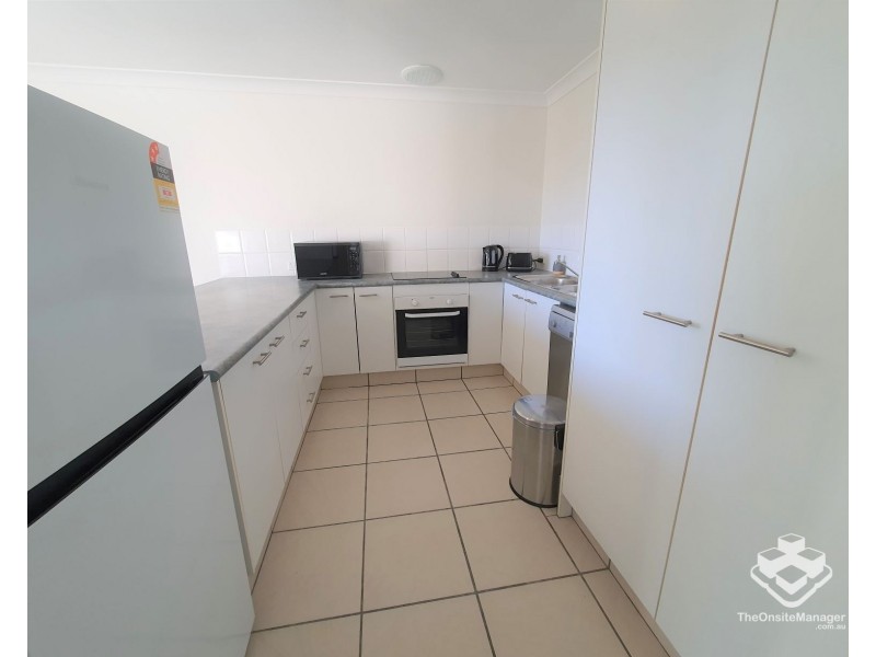 6 Crestridge Crescent, Oxenford QLD 4210