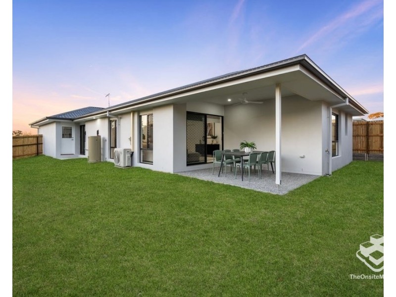 70 Redcomb Drive, Park Ridge QLD 4125