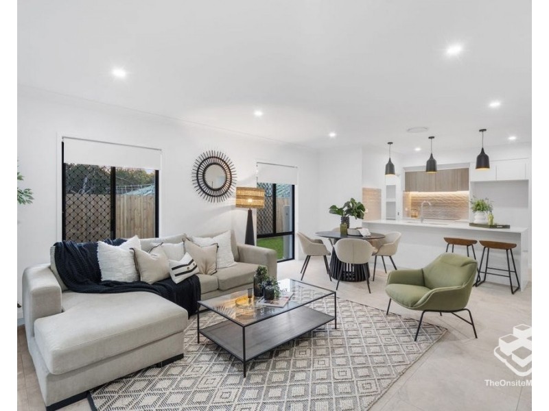 70 Redcomb Drive, Park Ridge QLD 4125