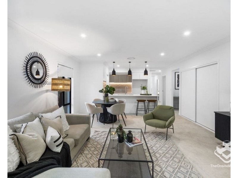 70 Redcomb Drive, Park Ridge QLD 4125
